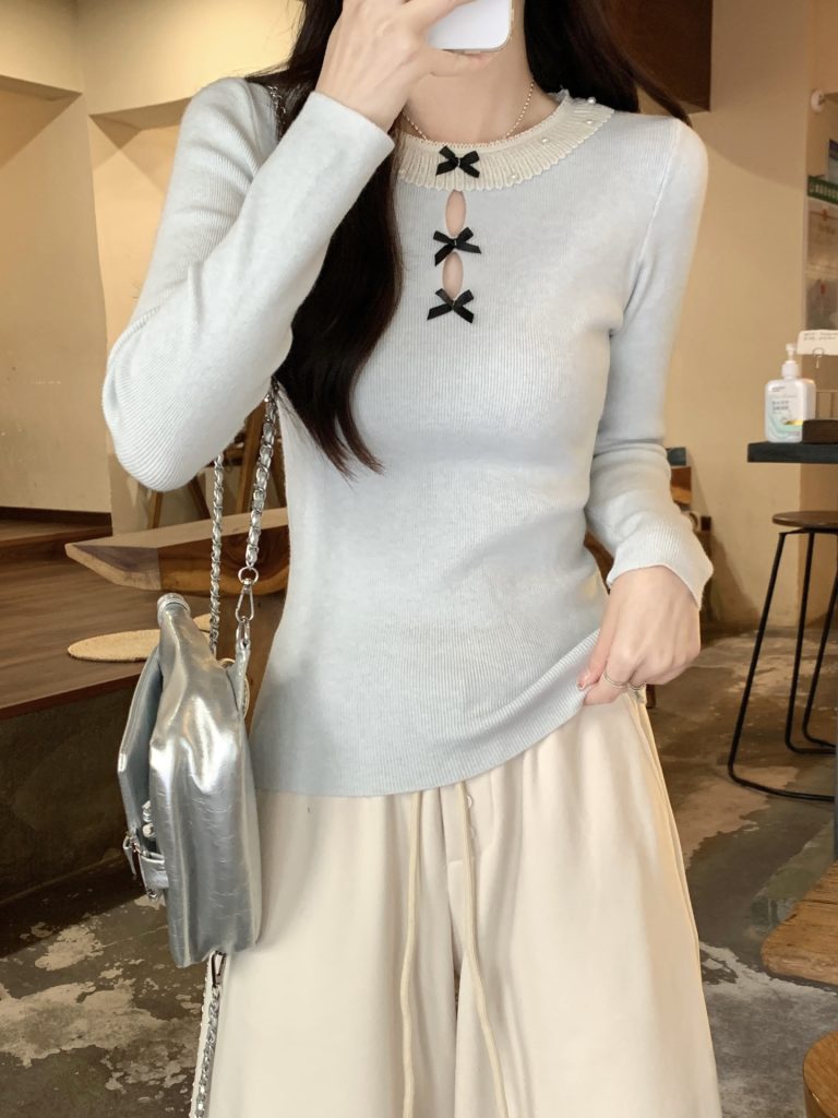 Korean Lace Patchwork Bow Round Neck Knit Sweater for Women Winter Slim Fit Top