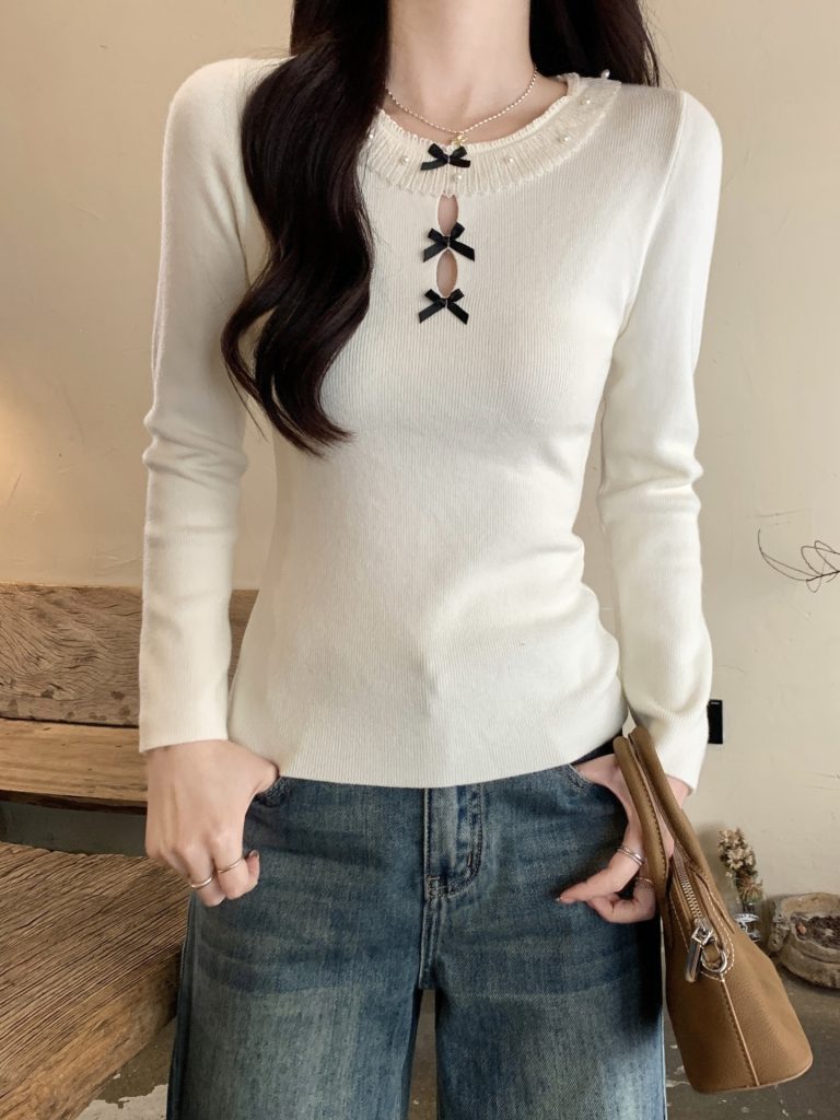 Women's Lace Panel Bow Round Neck Knit Sweater Winter 2025